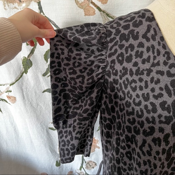 Grey Leopard Print Sweater Dress - Picture 3 of 7